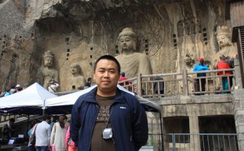 2015年4月出席魏碑盛地书法大展后考察龙门石窟缩略图