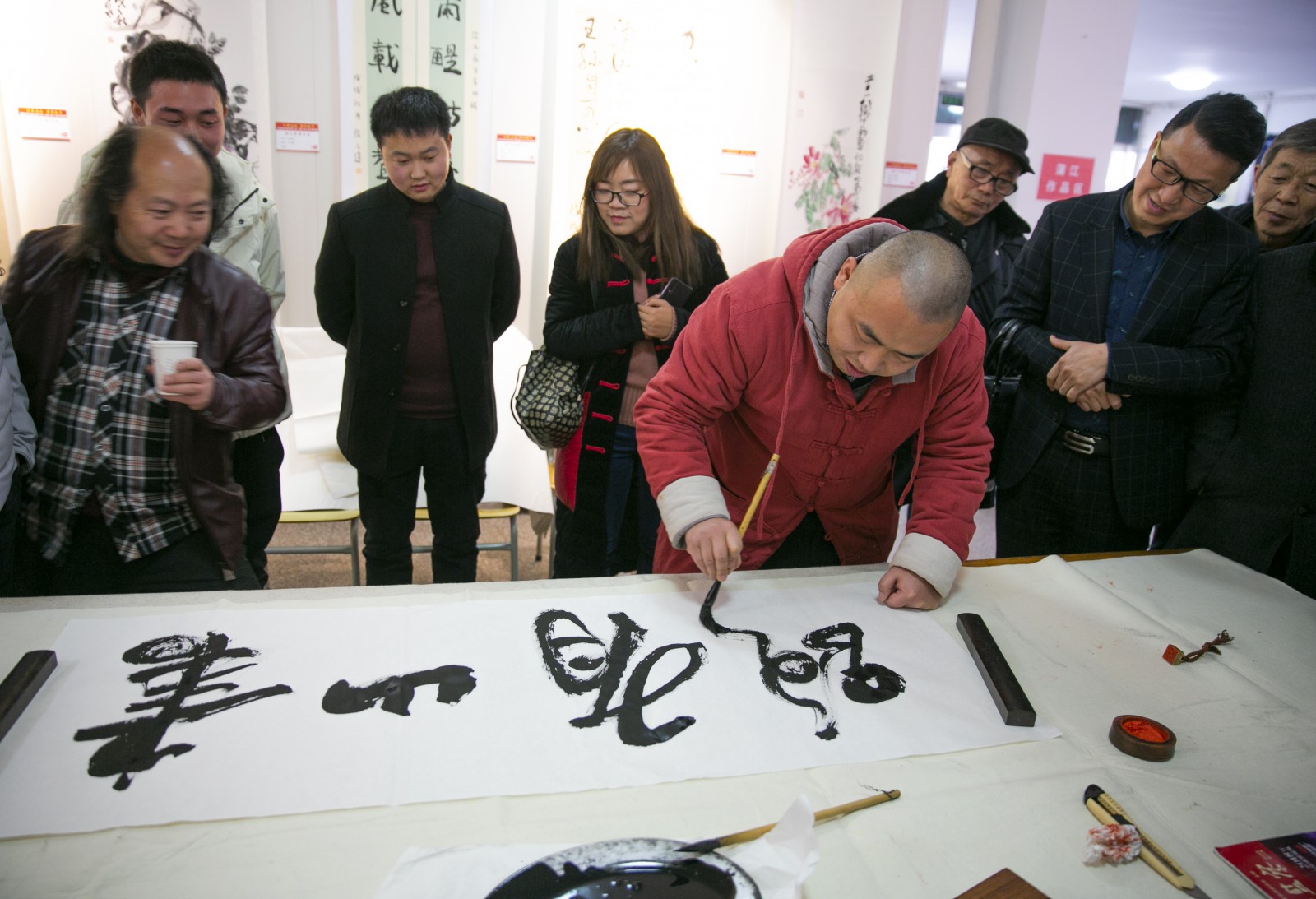 何晓巍应邀出席邛崃、蒲江、大邑书画联展蒲江巡展开幕式插图2