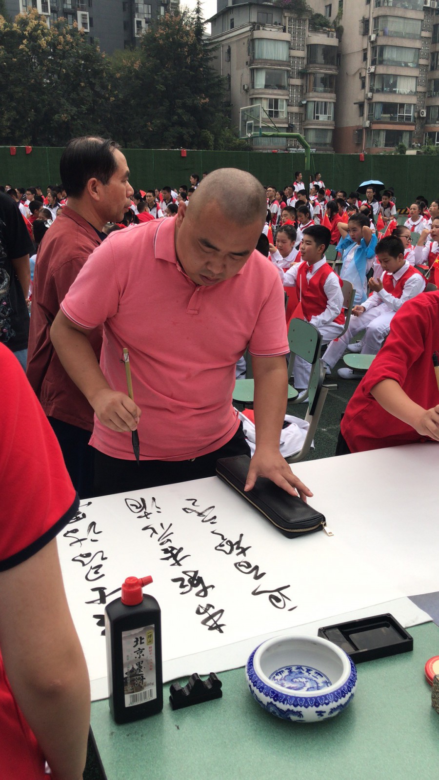 何晓巍出席成都市七中育才学道分校庆祝中华人民共和国成立70周年活动插图3