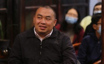 何晓巍参加岷峨雅集活动走进摩空书院缩略图