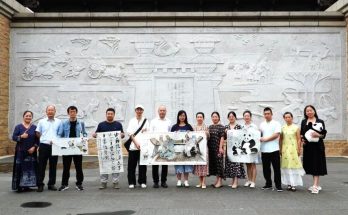成都市文联举办“艺心同行·蓉城文艺”宣讲活动，以文艺之力推动全会精神落地生根缩略图